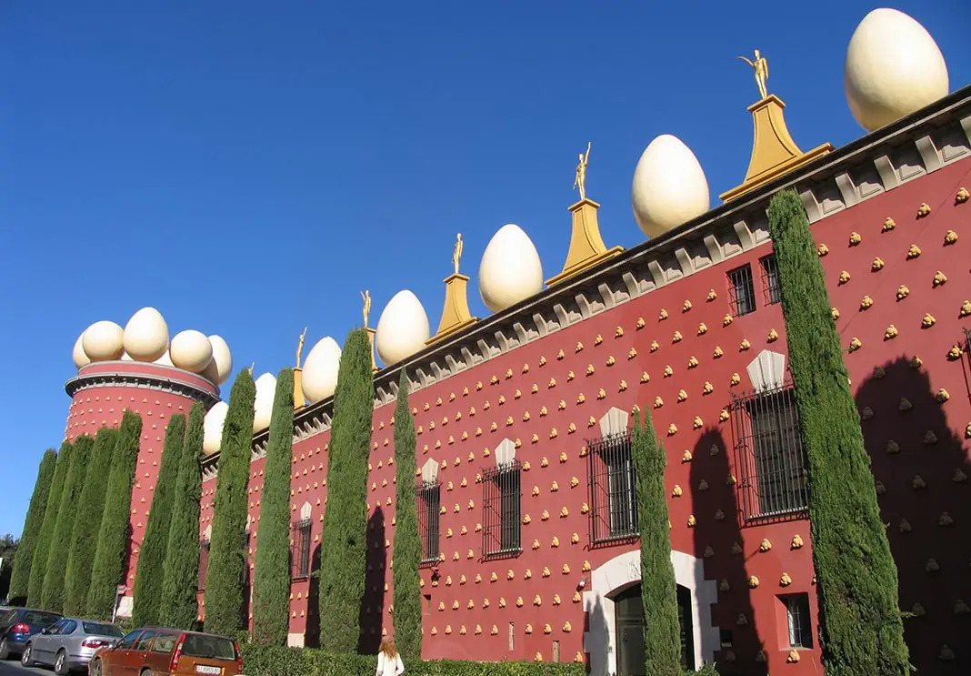 Figueres — Théâtre-Musée Dalí